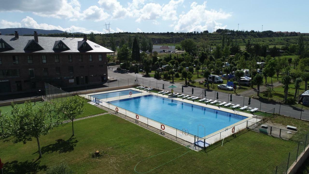 Sabinanigo Camp & Hotel Exterior foto